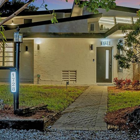 Stunning 2 Story Villa With Pool Fort Lauderdale Exterior foto