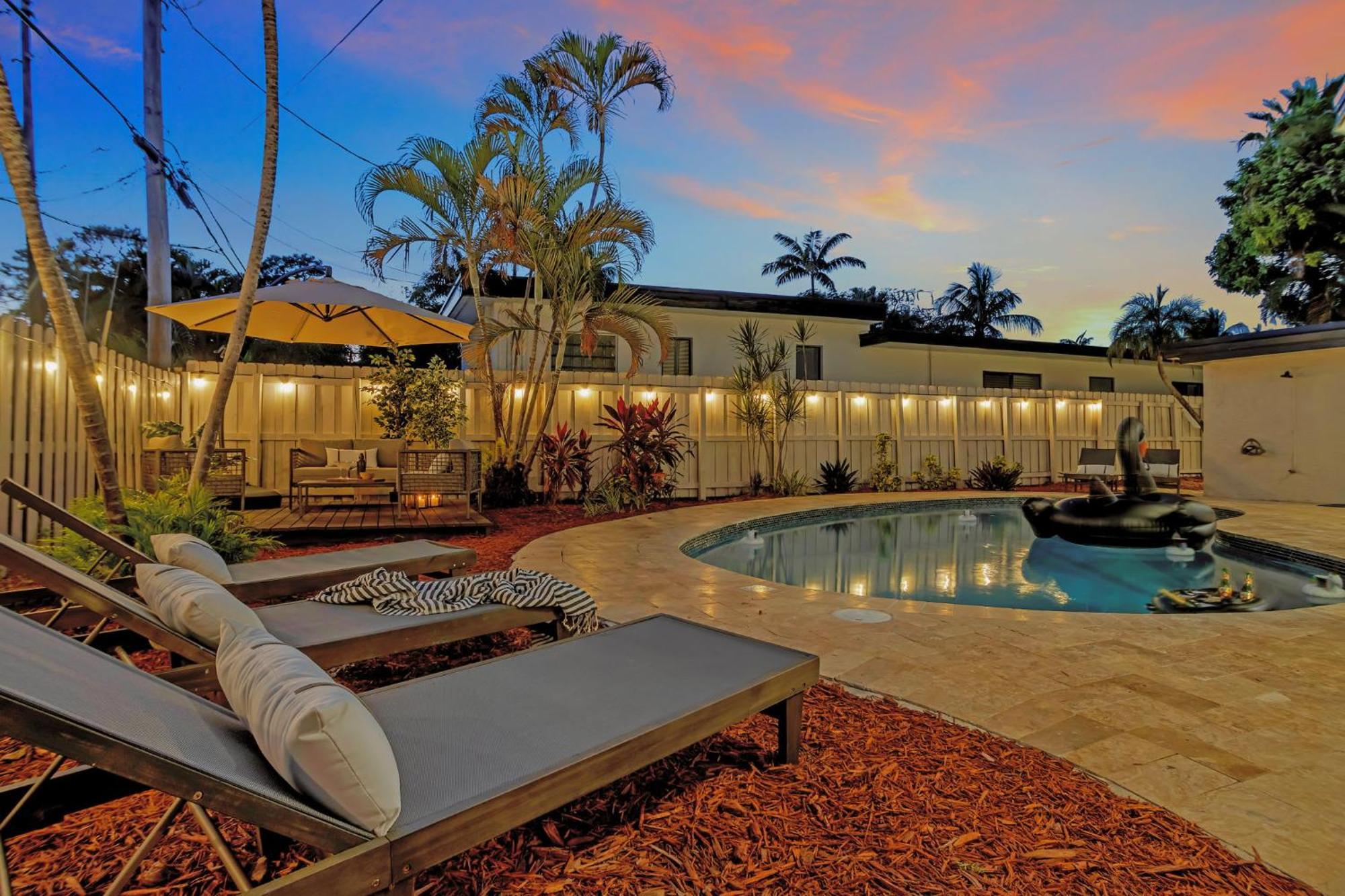 Stunning 2 Story Villa With Pool Fort Lauderdale Exterior foto