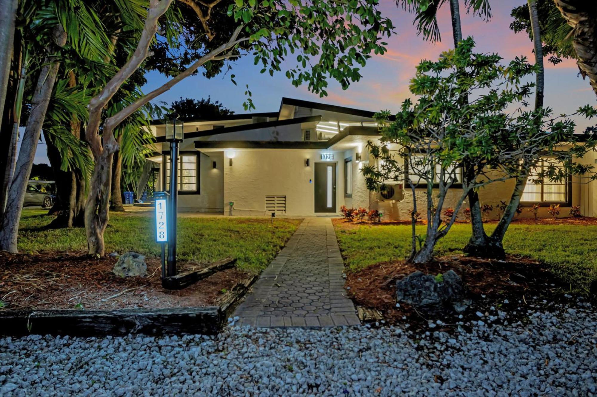 Stunning 2 Story Villa With Pool Fort Lauderdale Exterior foto